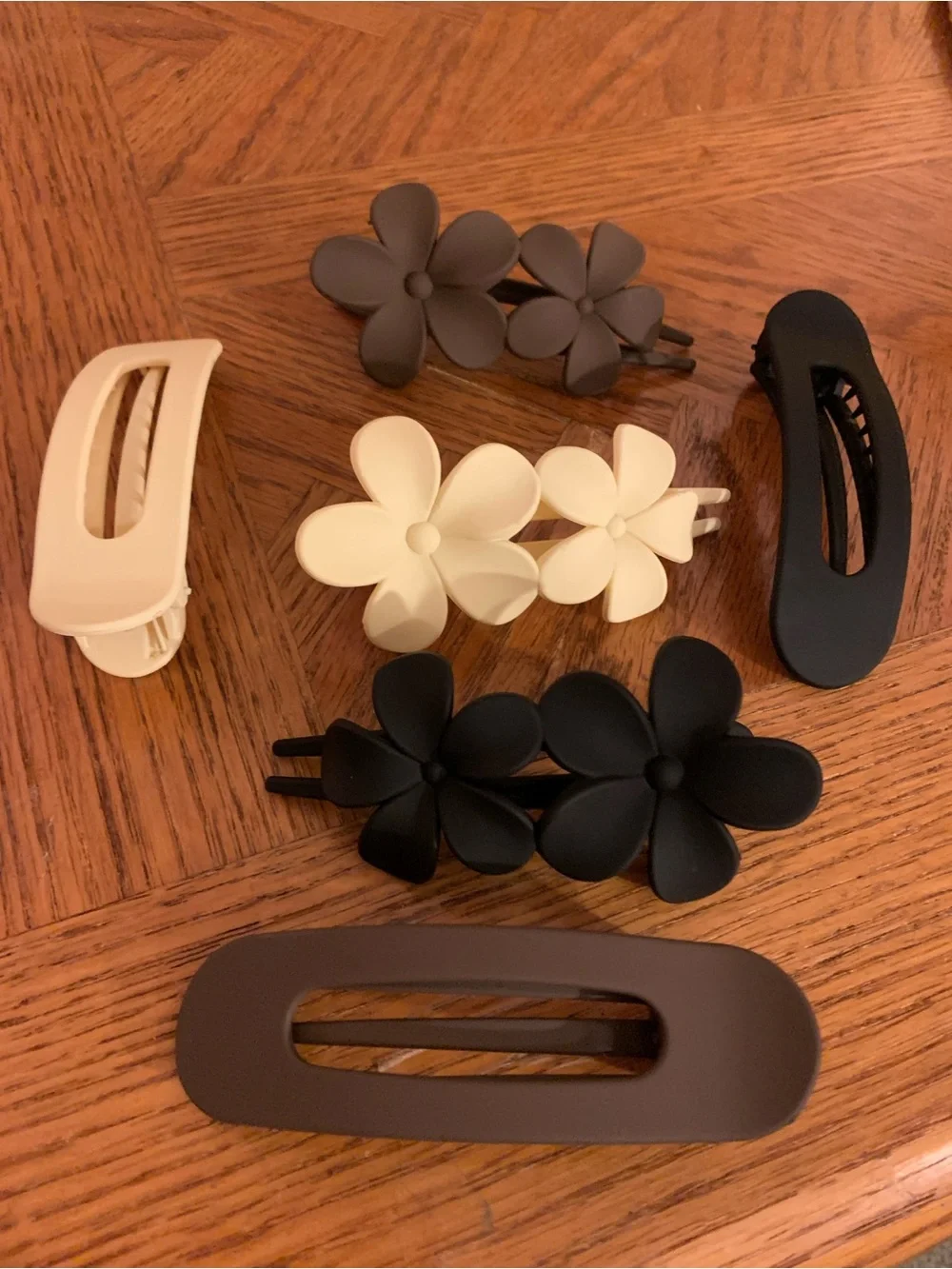 ❤️5 for $20❤️Floral & Matte Hair Clip Set